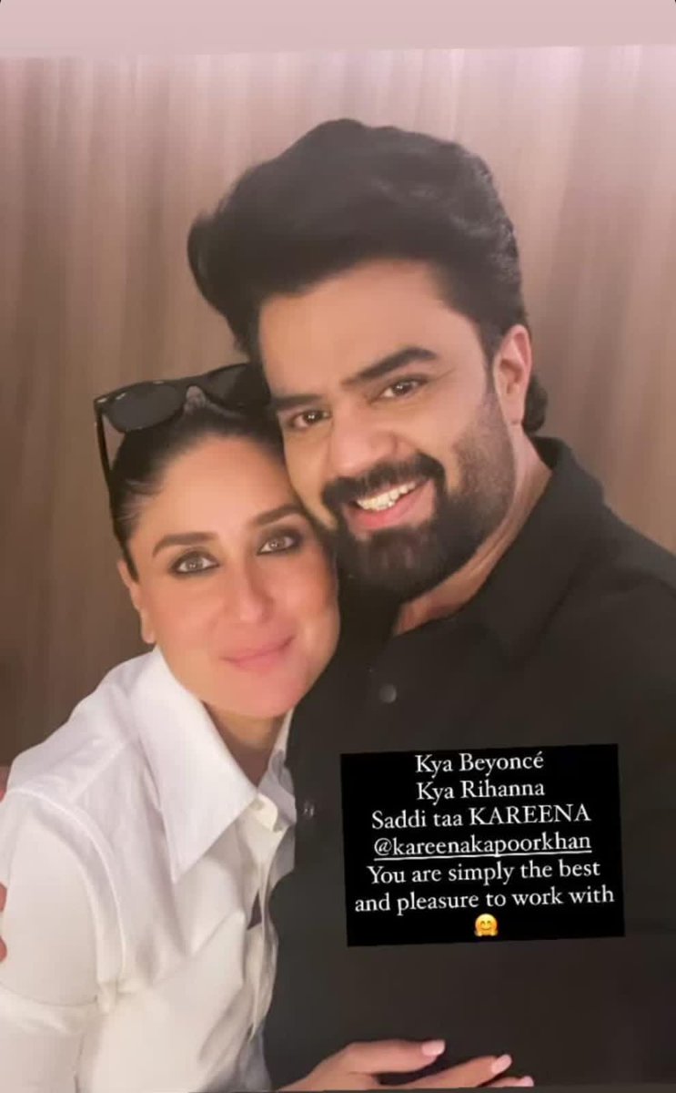 #ManieshPaul shares a picture with #KareenaKapoorKhan post work.