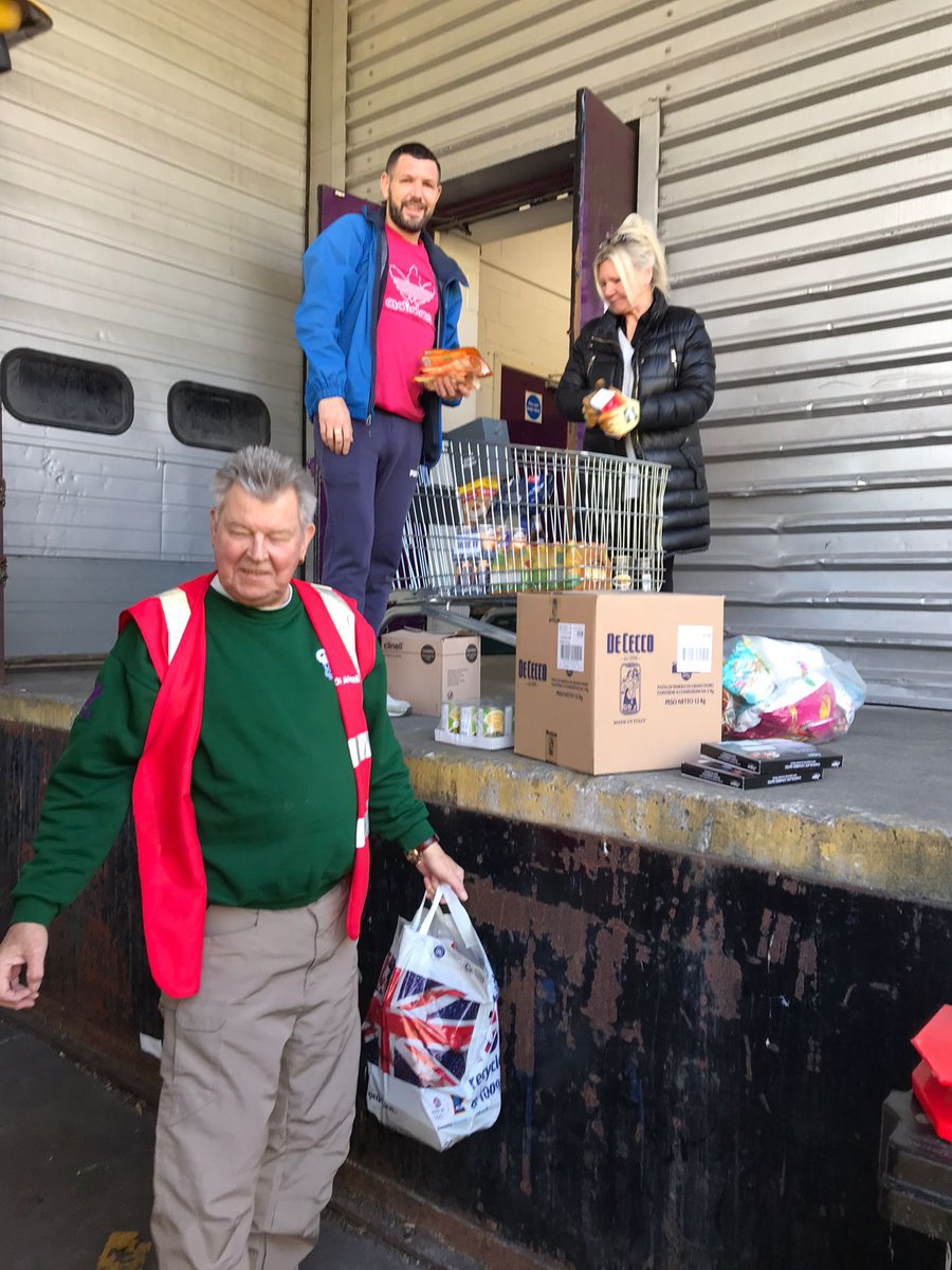 Another 10 tonnes of surplus food FREELY redistributed to community projects last week!

Huge thanks - <a href="/real_yorks/">The Real Yorkshire Pudding Co.</a> <a href="/AbpFoods/">ABP Foods</a> <a href="/JacksonsBread/">Jacksons of Yorkshire</a> <a href="/LidlGB/">@LidlGB</a>   <a href="/EllasKitchenUK/">EllasKitchenUK</a> <a href="/Poundland/">Poundland</a> <a href="/GreencoreGroup/">Greencore Group</a> for ongoing support!
❤️👇
facebook.com/share/p/MV7yxq…

<a href="/WRAP_UK/">WRAP NGO</a> <a href="/LFHW_UK/">Love Food Hate Waste</a> <a href="/nbrly/">neighbourly.com</a> <a href="/TNLComFund/">The National Lottery Community Fund</a>