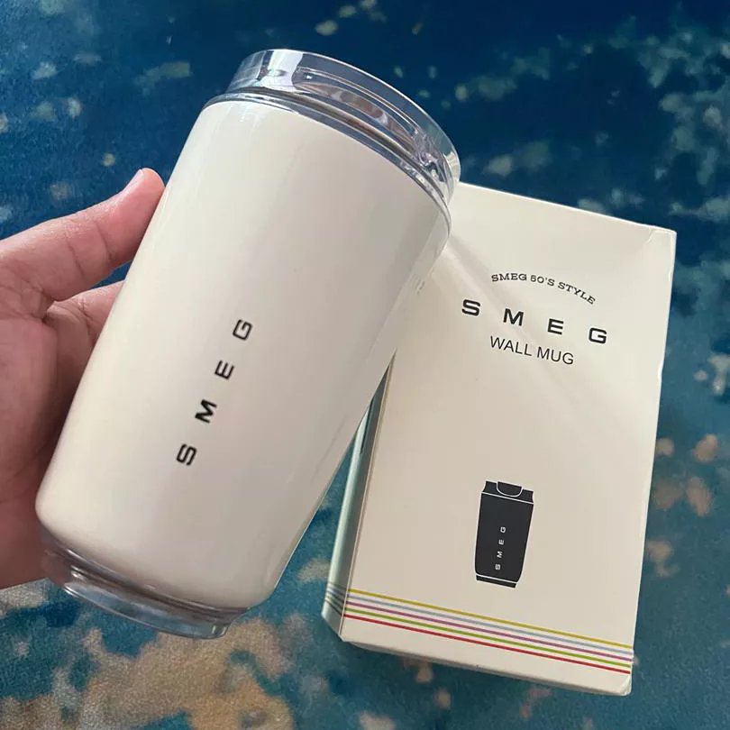 Not bad jugak tumbler SMEG ni kan. Ada satu platform ni orang jual RM90.00. Tapi sebab terjumpa yang lagi murah wajib share dengan korang.