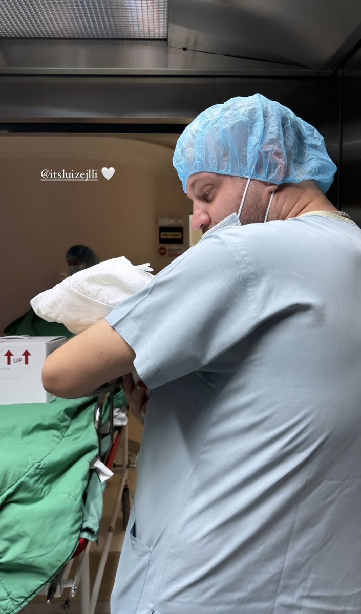 ska si dashuria baba-bijë♥️😍
#ejllat