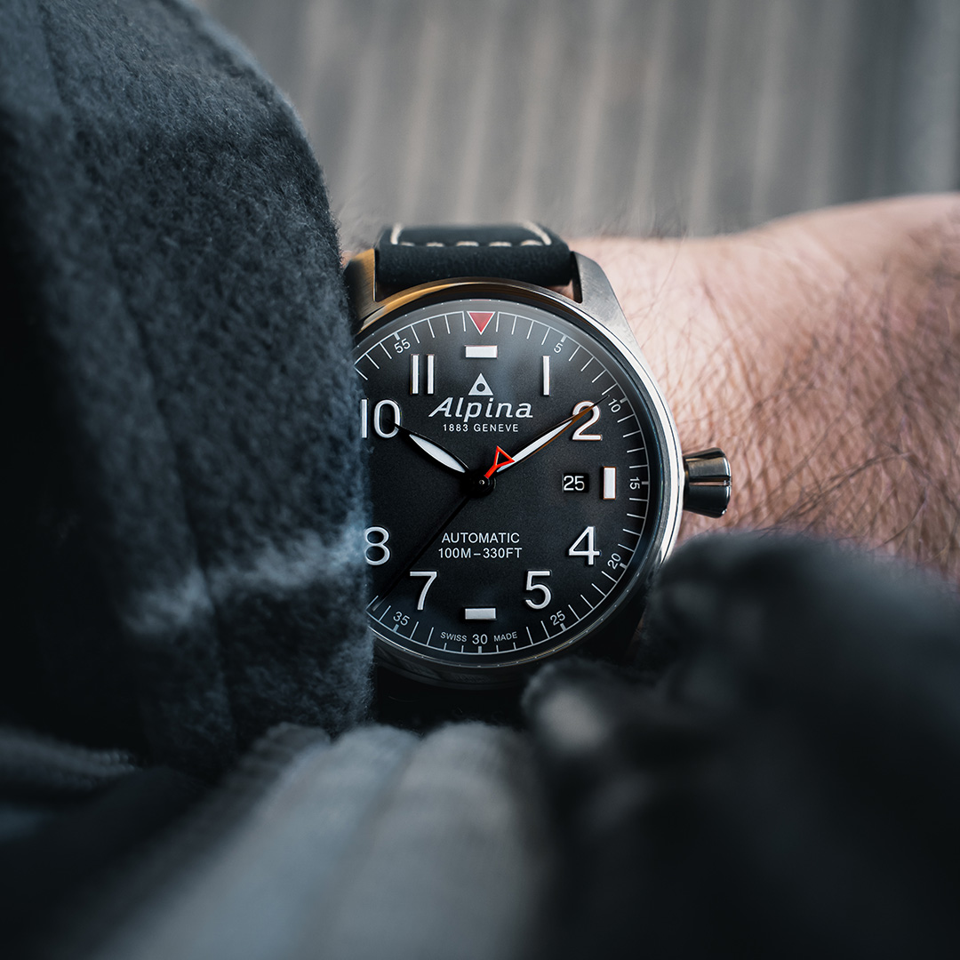 Chronoflam's tweet image. -Alpina-

Startimer Pilot Automatic
AL-525G4TS6

Case Titanium-colored stainless steel, 44 mm diameter, 10.70mm thickness
Scratch-resistant sapphire crystal
10 ATM/ 100m/ 3300ft water-resistant

#alpinawatches
#StartimerCollection
#PilotWatch
#SwissMade
#sportwatch