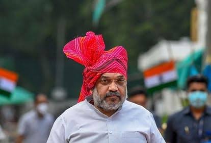 सूरत और इंदौर में को हुआ वो भारत का कोई पहला मामला नहीं है ...

विपक्ष कई दिनों से इस मुद्दे को लेकर हंगामा काट रहा है जिसका केंद्रीय गृह मंत्री अमितभाई शाह ने करारा जवाब दिया। 

अमित भाई ने कहा : जब फारूख अब्दुल्ला, डिंपल यादव और कांग्रेस नेता यशवंत राव व अन्य लोग निर्विरोध