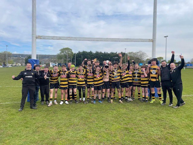 Well done to A Allen, S Petrou, T Massey and J Lovell who beat Taunton 38-7 in the U14’s cup final on the weekend! Very proud!! @hornets1962 @Priorycsa