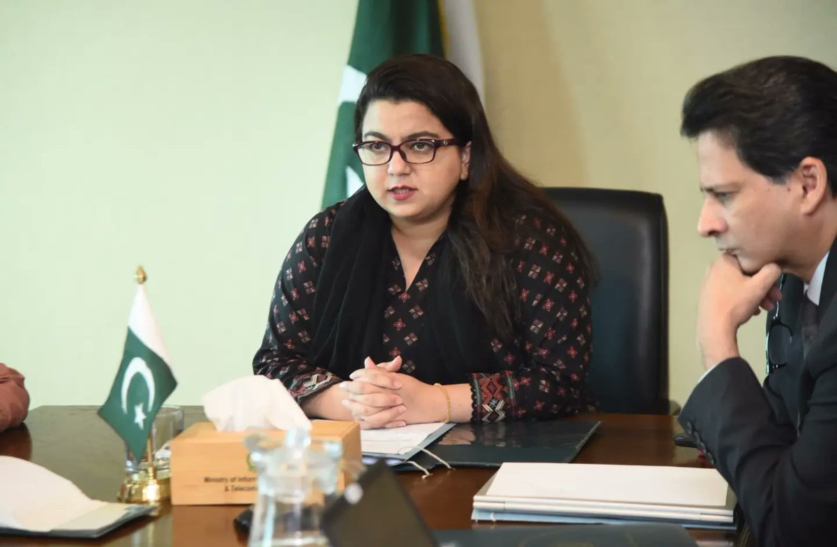 MoitOfficial's tweet photo. Minister of State for IT and Telecommunication Ms. Shaza Fatima held virtual meeting with the Asia Internet Coalition (AIC).
#MOITT #investinPakistan #digitalhubpakistan
#OnlineSafety https://t.co/UCAphc4veF