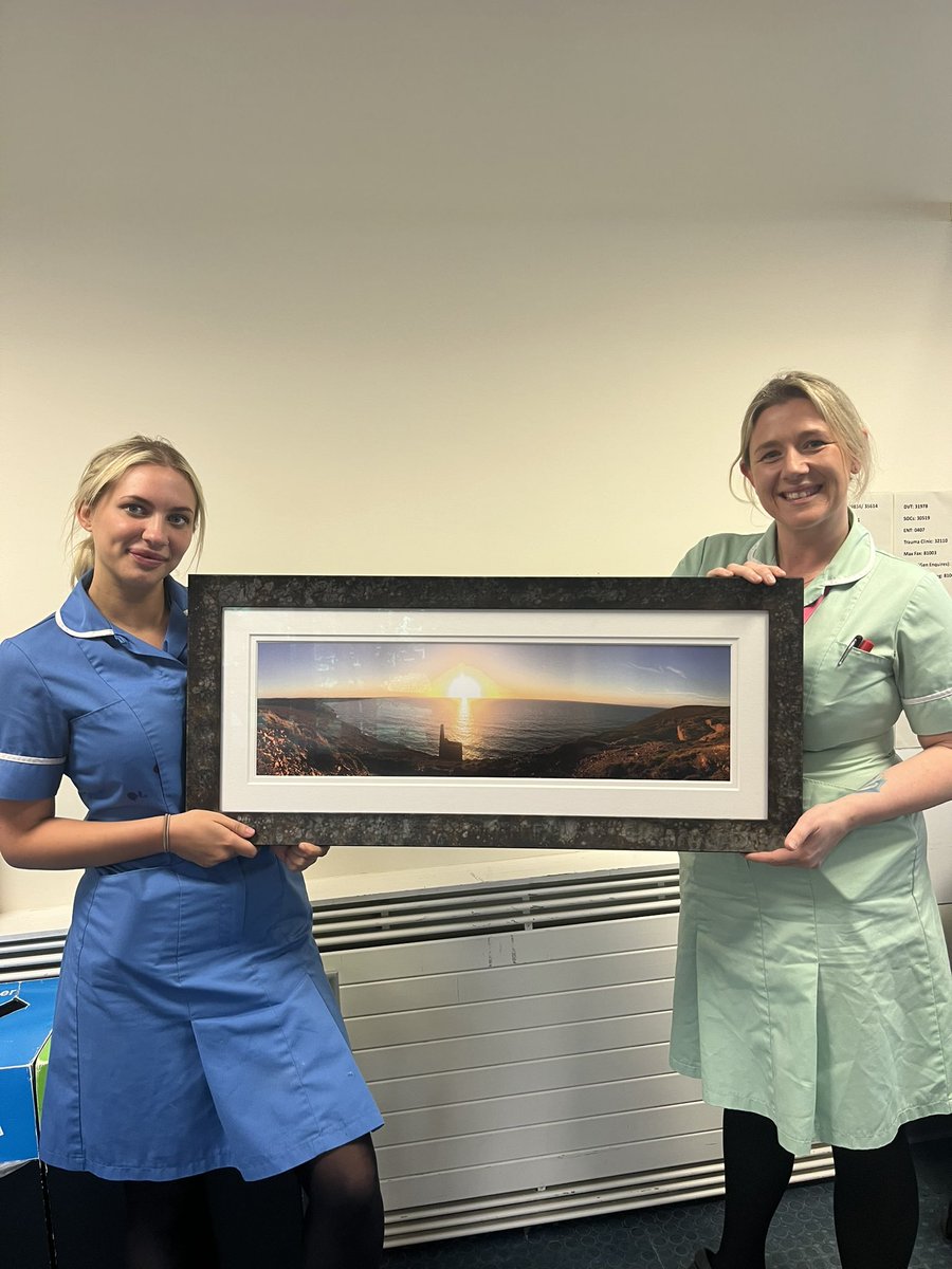 Ali Griffiths (@aligriffo3107) on Twitter photo This lovely artwork was donated to the brilliant team doing great work on @PlymSdecUHP <a href="/UHP_NHS/">University Hospitals Plymouth NHS Trust</a> <a href="/UHP_UEC/">Urgent Emergency Care UHP</a> <a href="/PtExpUHP/">Patient Experience Team @ UHP</a> <a href="/natalie_howes/">Natalie Howes</a> This lovely artwork was donated to the brilliant team doing great work on @PlymSdecUHP <a href="/UHP_NHS/">University Hospitals Plymouth NHS Trust</a> <a href="/UHP_UEC/">Urgent Emergency Care UHP</a> <a href="/PtExpUHP/">Patient Experience Team @ UHP</a> <a href="/natalie_howes/">Natalie Howes</a>