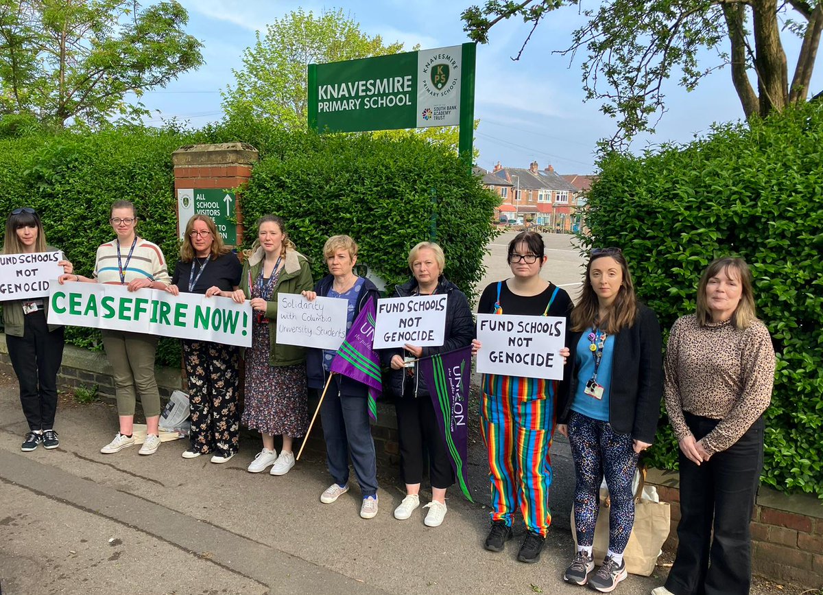 Education workers say 'fund schools, not genocide' at Knavesmire Primary School in York✊🏼✊🏾✊🏿 Part of @STWuk #MayDay workplace day of action for Palestine 🇵🇸