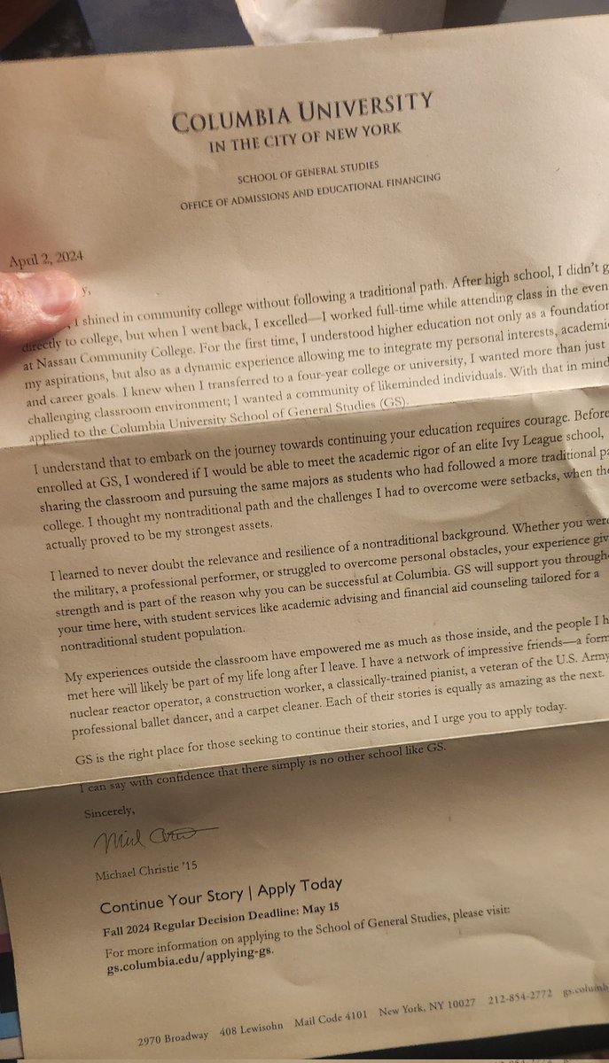 burnitall_down's tweet photo. I received an invitation to apply to @Columbia school of GS. Probably due to my honor society membership at Palomar College.
I have no interest in paying tuition to a school that has treated its most vulnerable and most passionate students as Columbia has. #FreePalestine https://t.co/dTBLCTAgKH