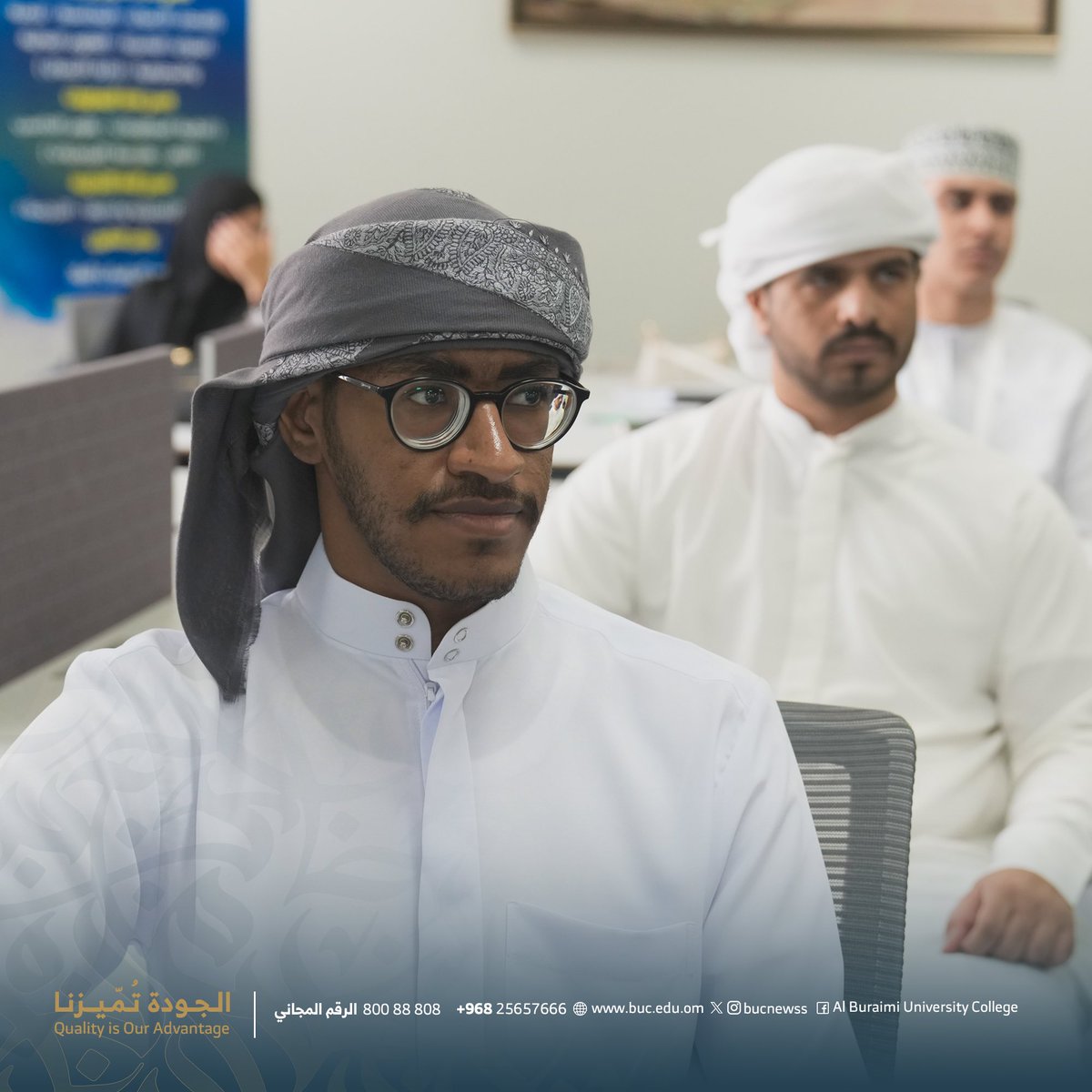 مؤسسة انجاز عمان تقدم ورشة في مهارات جوجل والتي تعد أحد البرامج المقدمة للطلبة المشاركين في برنامج الشركة.

#كلية_البريمي_الجامعية