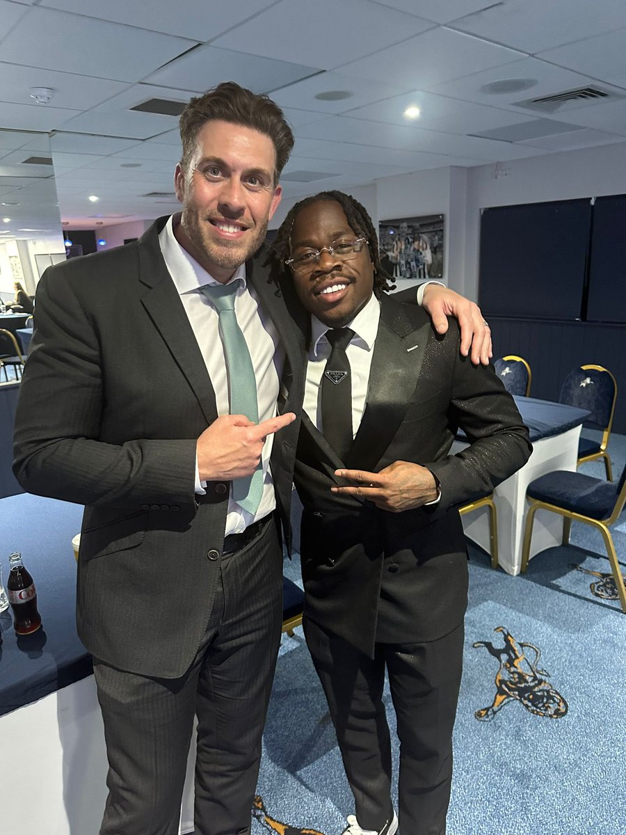 Great night yesterday at the Millwall End of Season Awards! Compared with last year, this year was so much better as Harris let the players enjoy themselves and have few drinks (some more than others! 👀) Met quite a few of the players, but this one will be missed! Funny guy 😄