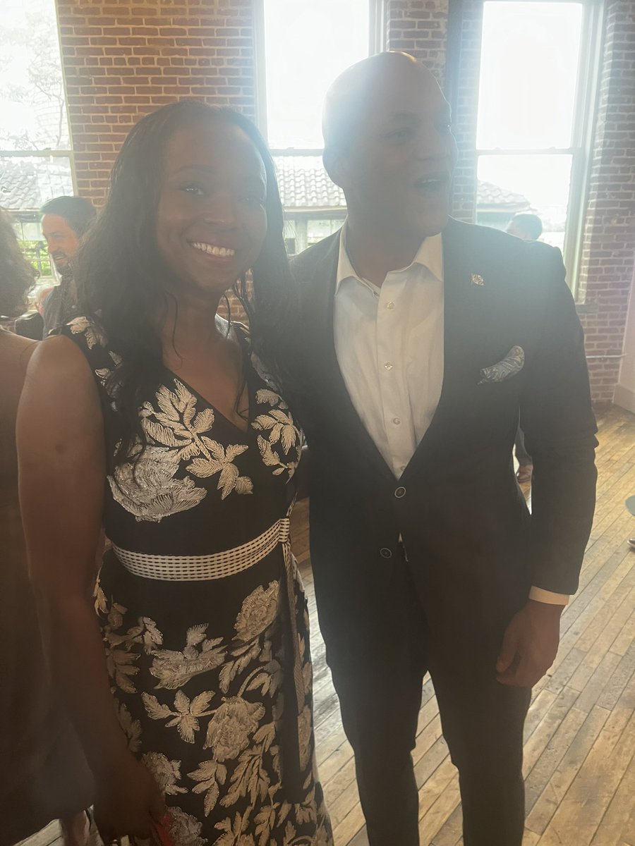 FCPSRestorative's tweet photo. As an educator &amp; parent in MD for 22 yrs &amp; member of Delta Sigma Theta Sorority Incorporated I was humbled and honored to be in the presence of men and women who advocate for children and families in MD and beyond last night! @GovWesMoore it was a pleasure meeting you ! https://t.co/jgjtIxxBQf
