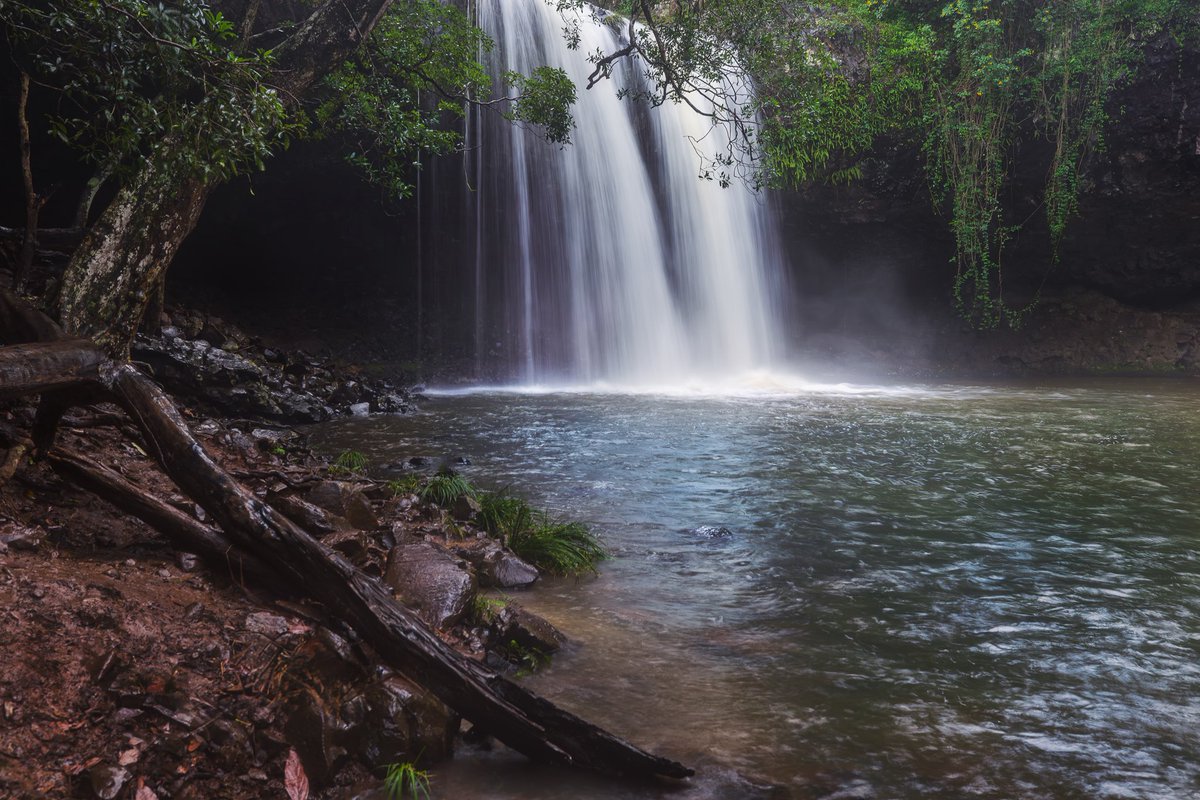 G'day!  Who else likes waterfalls on Wednesday? 

Show me your waterfall shots! 
#waterfallwednesday