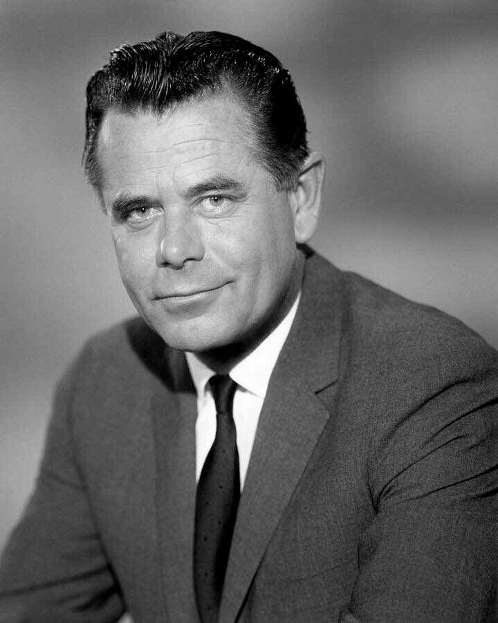 Remembering the late 🇨🇦Canadian-born American actor #GlennFord (1 May 1916 - 30 August 2006) born #OnThisDay in Sainte-Christine-d'Auvergne, Portneuf, Québec