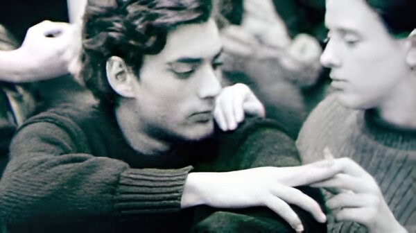 PAUL AUSTER est mort, PAS LʼAUTEUR
🌹