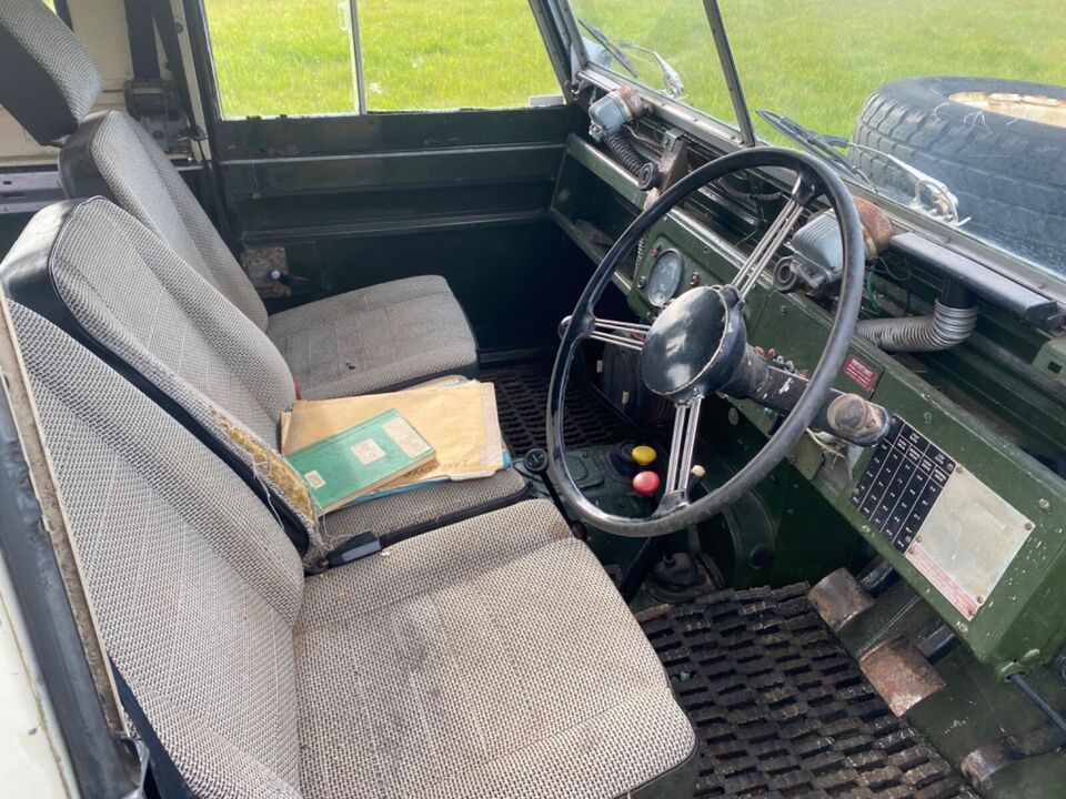 Ad:  1958 Land Rover Series 2 SWB with Capstan Winch & Fairey Overdrive
On eBay here -->> bit.ly/3JFPH0f

 #LandRoverSeries2 #ClassicCars #OffroadLife #4x4Adventure #CapstanWinch #FaireyOverdrive #ClassicCarForSale
