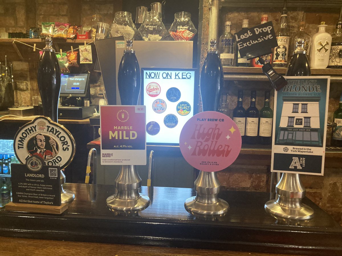 Cracking beers on @lastdropinn yesterday @SunbeamAles @HorsforthBrewer @WharfedaleBeer @Yorkshire_Heart @TimothyTaylors @PlayBrewCo @marblebrewers @AinstyAles and what a lovely day to be out @RoamingRidings @MancSpbw @YorkCAMRA @SPBWWestRiding