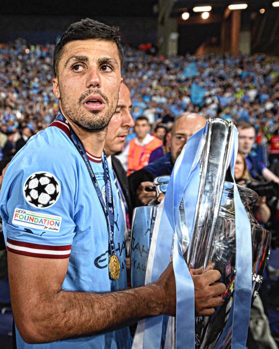 Rodri: “We are proud of the treble last season, the four Premier League titles in five years, the UEFA Super Cup, and the FIFA Club World Cup this season, but we want more. We are creating a legacy.”