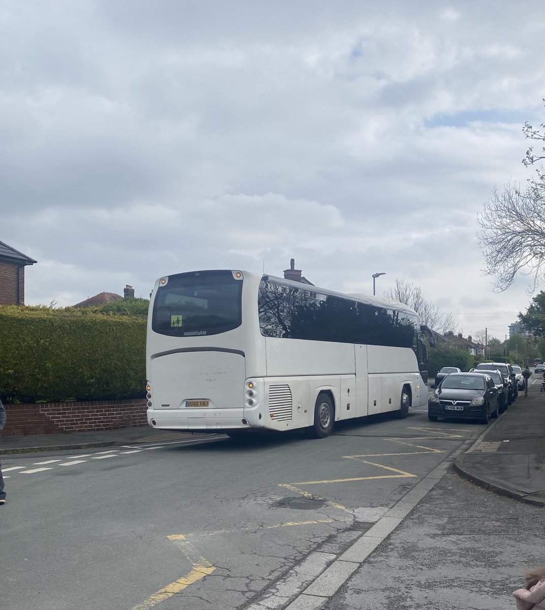 Bon voyage 👋 to all of year 3 and year 4 who are off on their residential to Chester YHA for 3 days. Today they will take part in the Deva Roman Experience marching through Chester. ⁦@FFEduTrust⁩