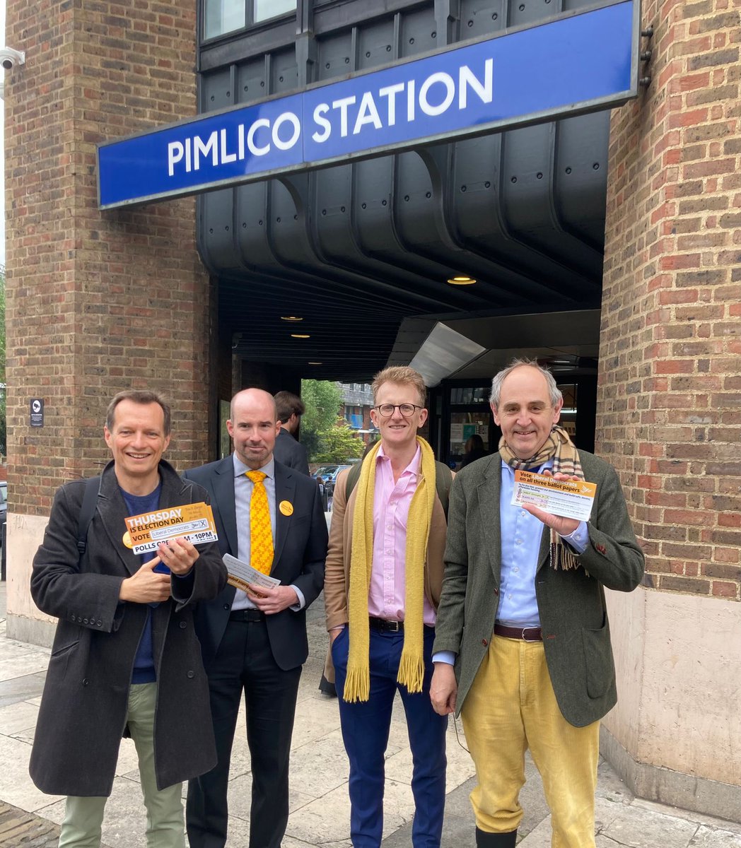 WminsterLibDems's tweet photo. Some of team #Westminster have been out early this morning across the borough reminding people that tomorrow is Polling Day!
Vote @LibDems on all THREE ballot papers to -
๐ Fix the Met
๐ณ Protect our Environment
๐ก Build safe, decent genuinely affordable homes!
๐ถ๐ณ๏ธ๐ถ https://t.co/PpVlLwgXKw