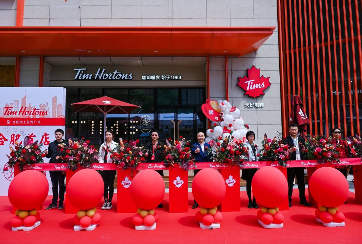 Tim Hortons China tweet media