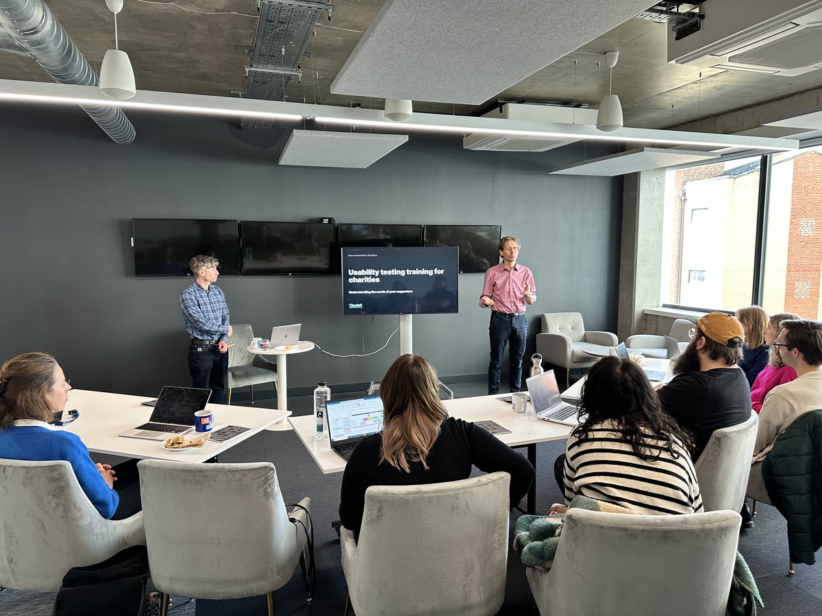 Participants from @DiabetesUK, @Sightsavers, @Crisis_UK, @RefugeeCouncil, @FrontlineAIDS, #PurposefulVentures and @Avert_info joined Clearleft at Diabetes UK's 'Listening Lab' for a User Research for Charities one-day workshop hosted by Luke Hay.

#UXR #UserResearch #Charity