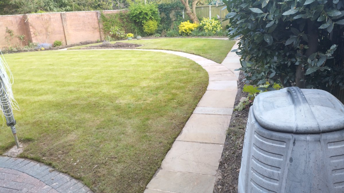 PRESSURE WASHING SERVICE FOR :-

DRIVEWAYS,PATIOS ,WALLS,PATHS & MORE.

Transform the appearance of your property.

We cover Chester & surrounding area.

ExteriorReFresh.co.uk 

Telephone : 07727 261690 : 01244 795627

#PatioCleaning #DrivewayCleaning #PressureWashing #cleaning