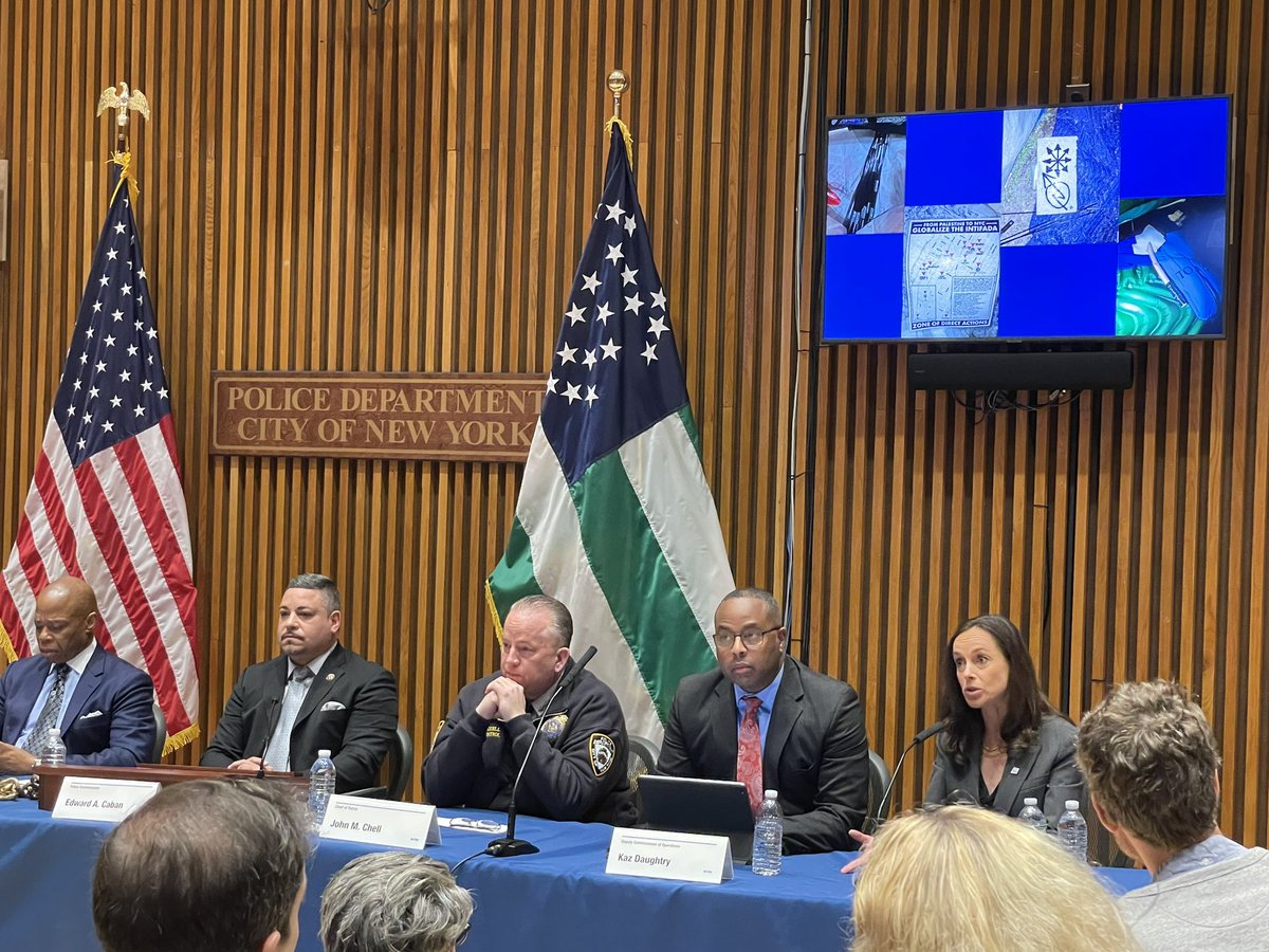 Proud to join @NYCMayor and @NYPDPC this morning for a press conference to discuss last night’s operations at @Columbia & @CityCollegeNY. After the universities requested our assistance, we restored order to their campuses, dispersing trespassers and making arrests without