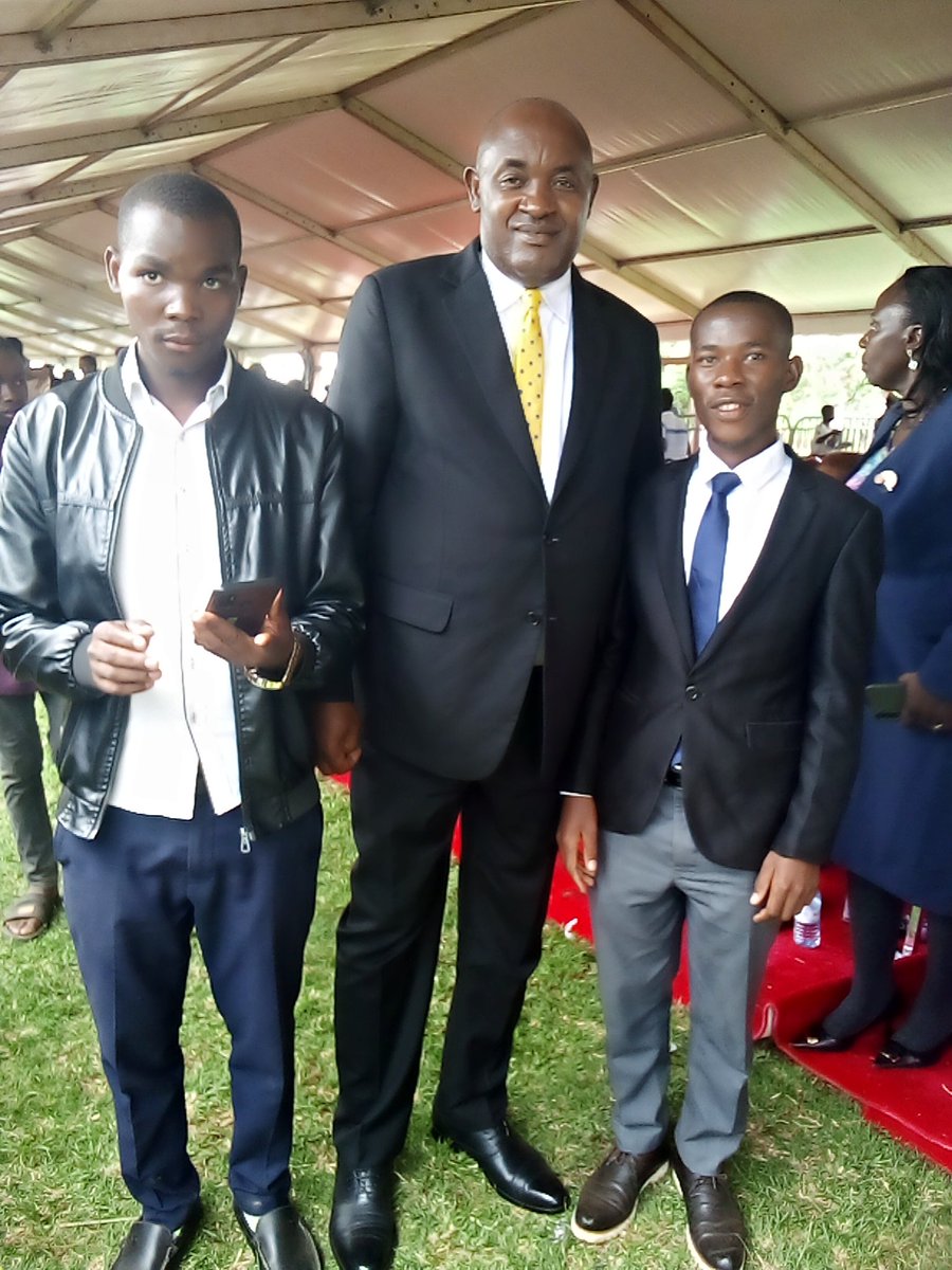 I was glad to have smiling moments with the Hon Minister of ICT & NG  @CHRISBARYOMUNS1 . This was after #ILD2024 celebrations in Fort Portal. We hope to meet again this Saturday with @BalaamAteenyiDr for the BARYOMUNSI CUP in Kanungu District. Don't miss!