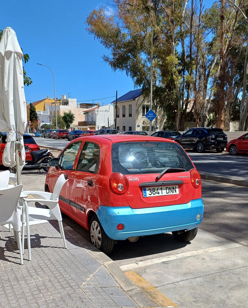 Acabo de ver el nuevo Ferrari en Málaga y no es coña.