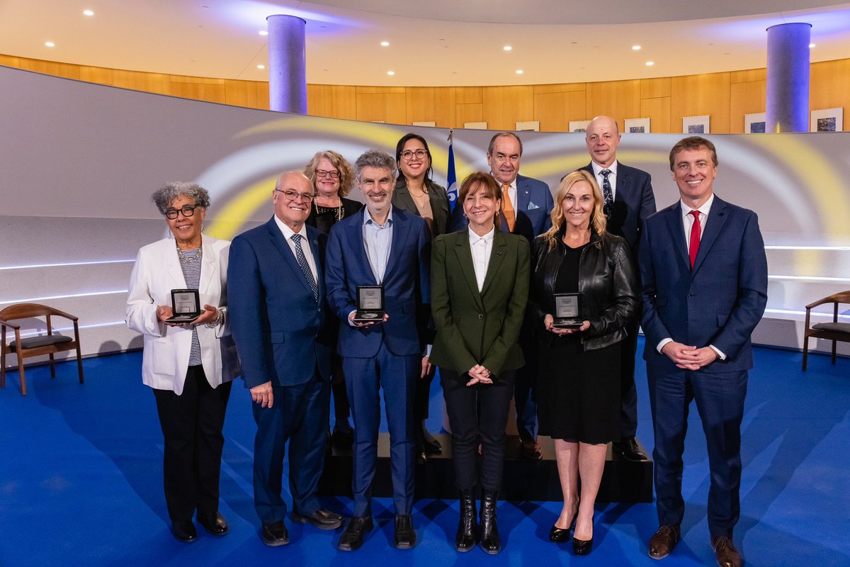 Encore toutes mes félicitations aux récipiendaires de la Médaille d’honneur de l’Assemblée nationale du Québec. Merci de faire briller notre nation, notre langue, notre culture et notre savoir au Québec et sur la scène internationale! 👏🏼🏅