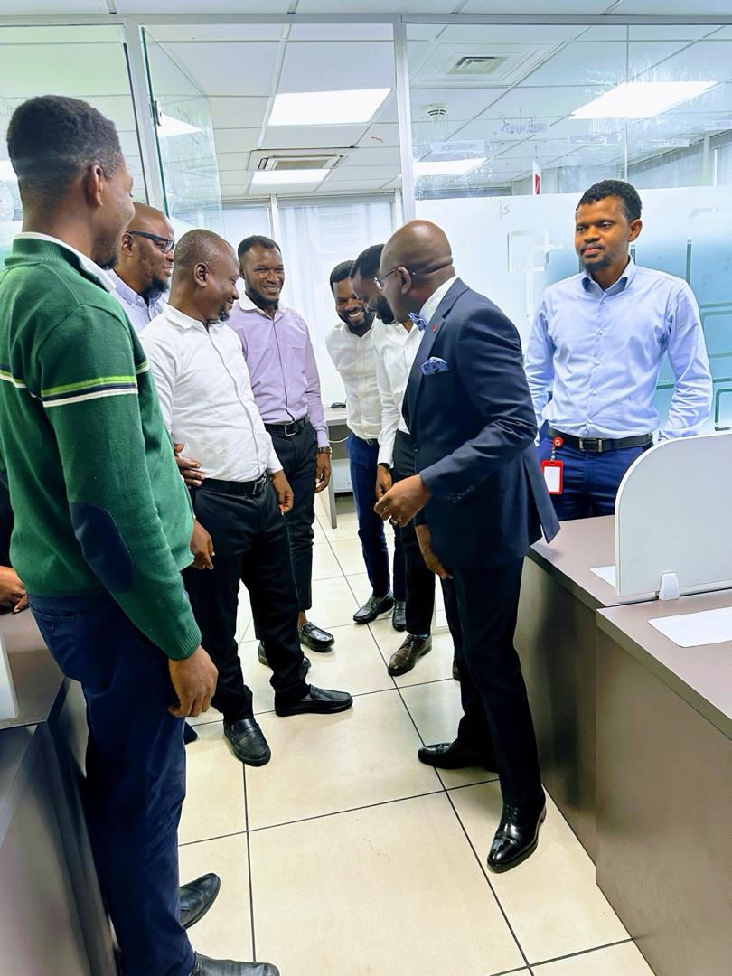 Peter Ashade tweet media