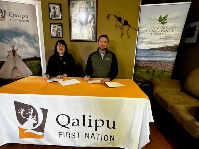Qalipu2011's tweet photo. Yesterday in Glenwood, Qalipu First Nation signed a Memorandum of Understanding with the Nature Conservancy of Canada (NCC) to protect and conserve the wilderness area known as Charlie’s Place.

Read the release: https://t.co/dtJ6b5a7Pv https://t.co/Vfc35r2WgO