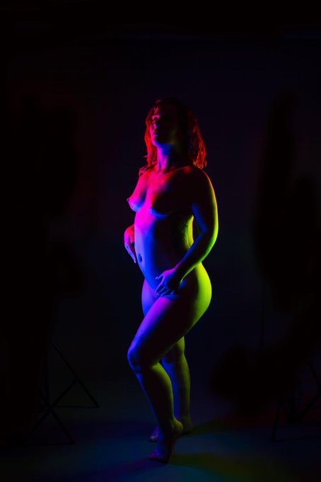 When you see me, your cock stands  Domme femdom findom buyingcontent https://t.co/qr9iRuNR6p