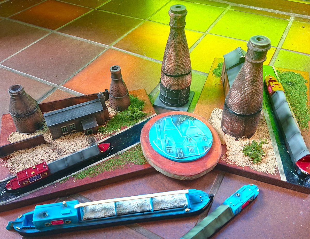 New in the shop - these highly detailed scale models are handcrafted and feature #bottleovens, #canal barges and #pottery buildings. The larger scale items are compatible with OO Gauge, and the smaller ones with 'N'-gauge #modelrailways and prices start at £20. 
#staffordshire