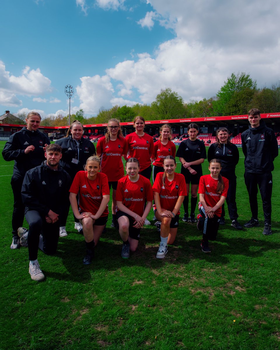 We had some of @Foundation92’s ETC team join us at The Peninsula Stadium on Sunday to see the Lionesses play, and play on the pitch at half time! ⚽️