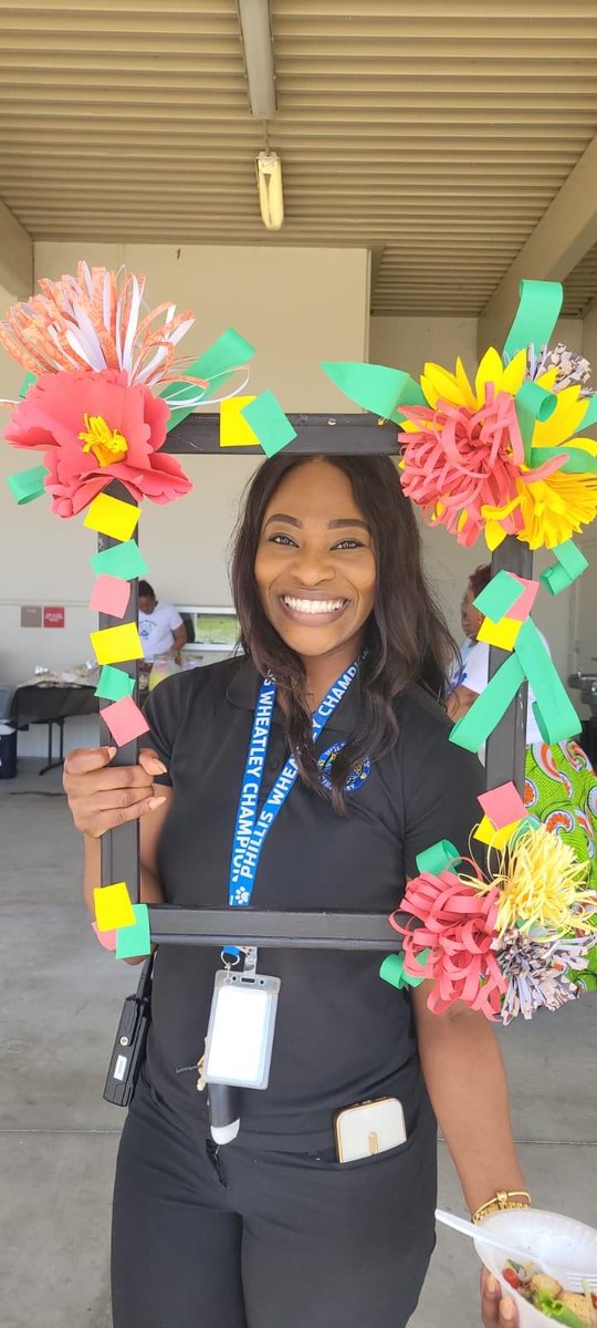Wheatley_OCPS's tweet photo. Happy National Principals Day to our fearless leader, Principal Brown!! Thank you for all that you do! https://t.co/NfJ09wdt3L