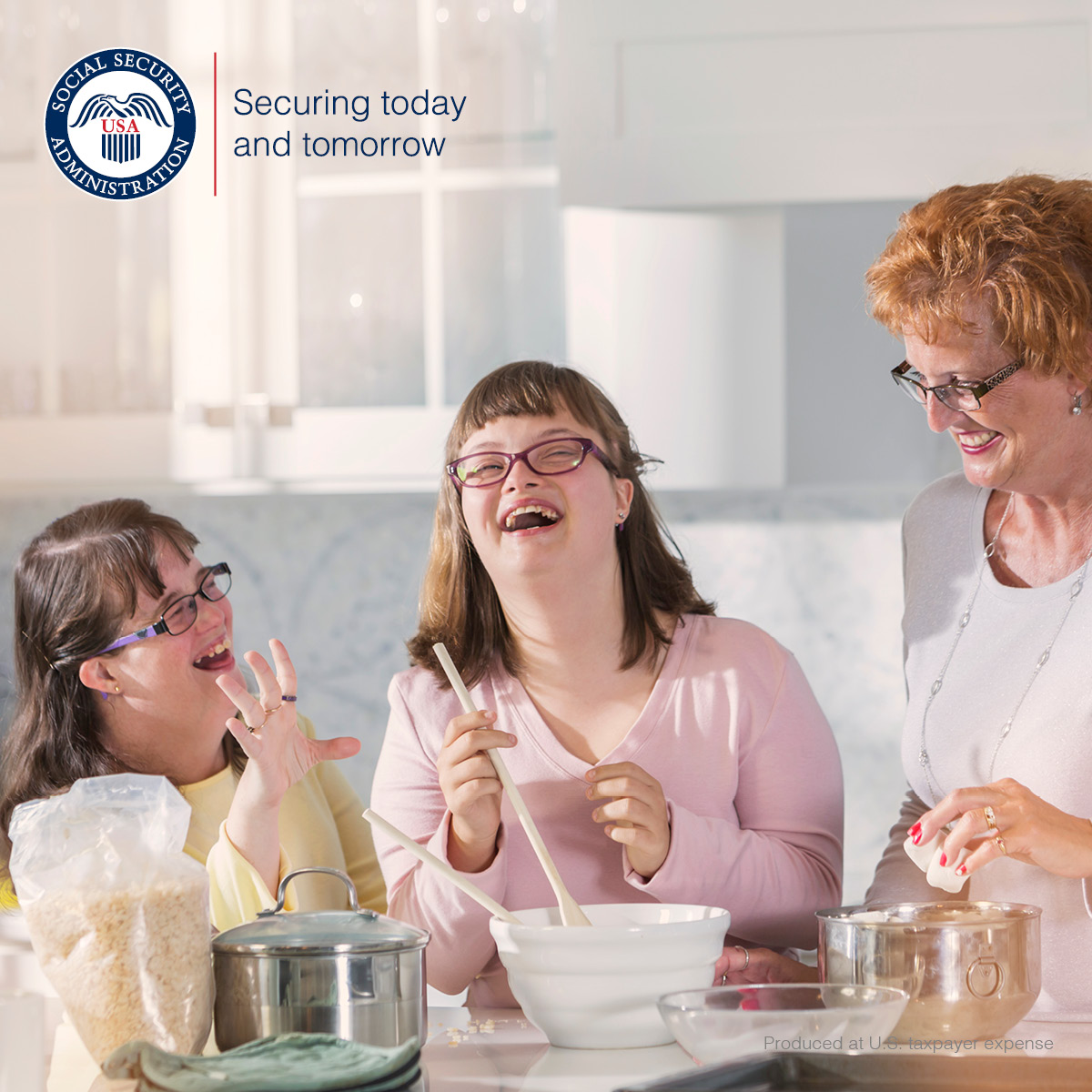 Do you know someone with a #disability or blindness and who has limited income and resources? They may be eligible for SSI. Learn more here: ow.ly/uQjl50Rbl5F