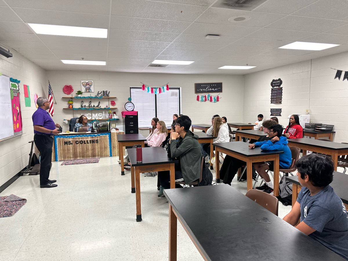 Collierville Schools - CTE (@colliervillecte) on Twitter photo Yesterday, 8th graders at <a href="/officialWCMS/">West Collierville MS</a> had the opportunity to hear from industry partners across various fields.
Thank you to our partners for making the day possible! Yesterday, 8th graders at <a href="/officialWCMS/">West Collierville MS</a> had the opportunity to hear from industry partners across various fields.
Thank you to our partners for making the day possible!