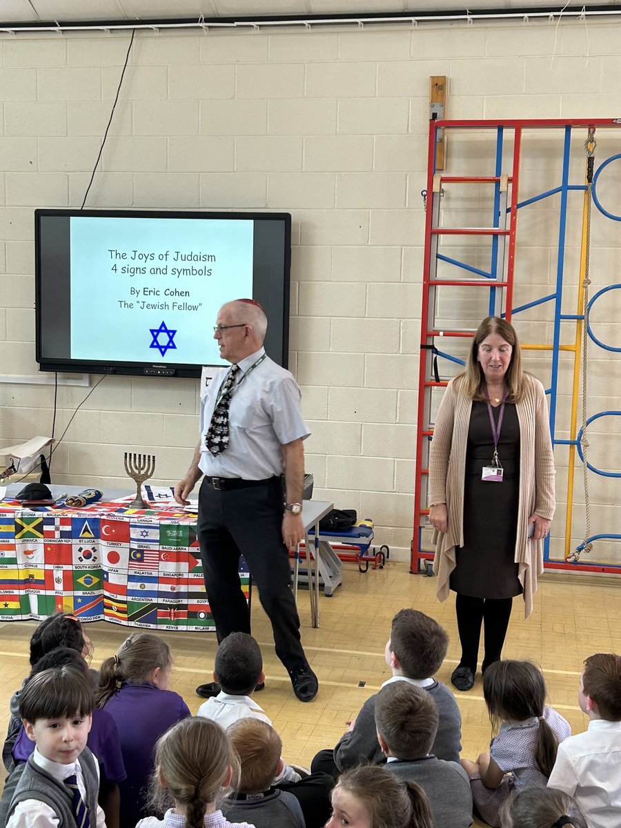 Mrs Hughes tweet media