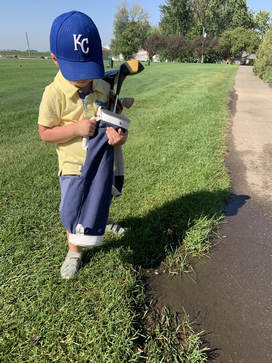 A simple idea that has turned into 7613 golfers on a waitlist.  

Ideas are easy.  Execution is hard.

However, it never needs to be complicated.  "Keep it simple" as my math teacher in high school always told us.

A toddler golf bag needs to be simple:

▪ One strap
▪ One