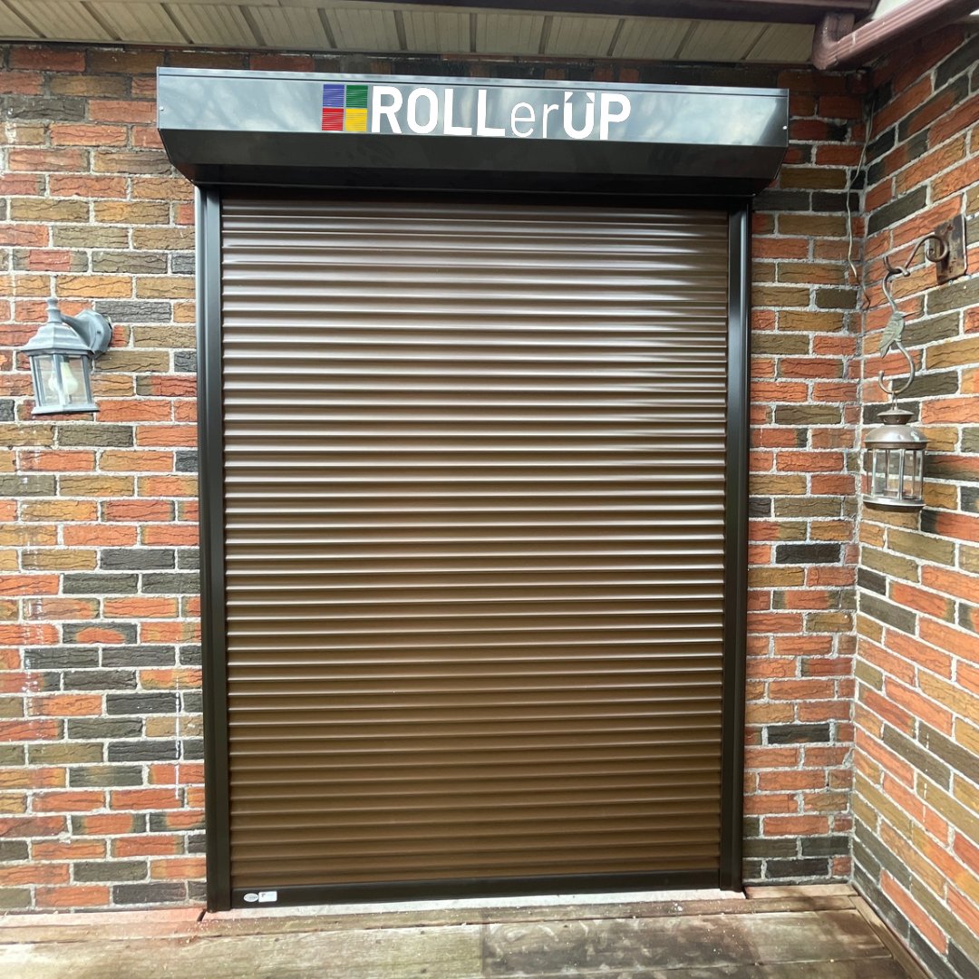 Beyond cameras and alarms, our roller shutters provide the physical barrier needed to safeguard your home from intrusions.🚨

#rollershutters #securitywindows #rollerblinds #windowprotection #rollingshutters #doorshutters #windowshutters #rollupshutters
