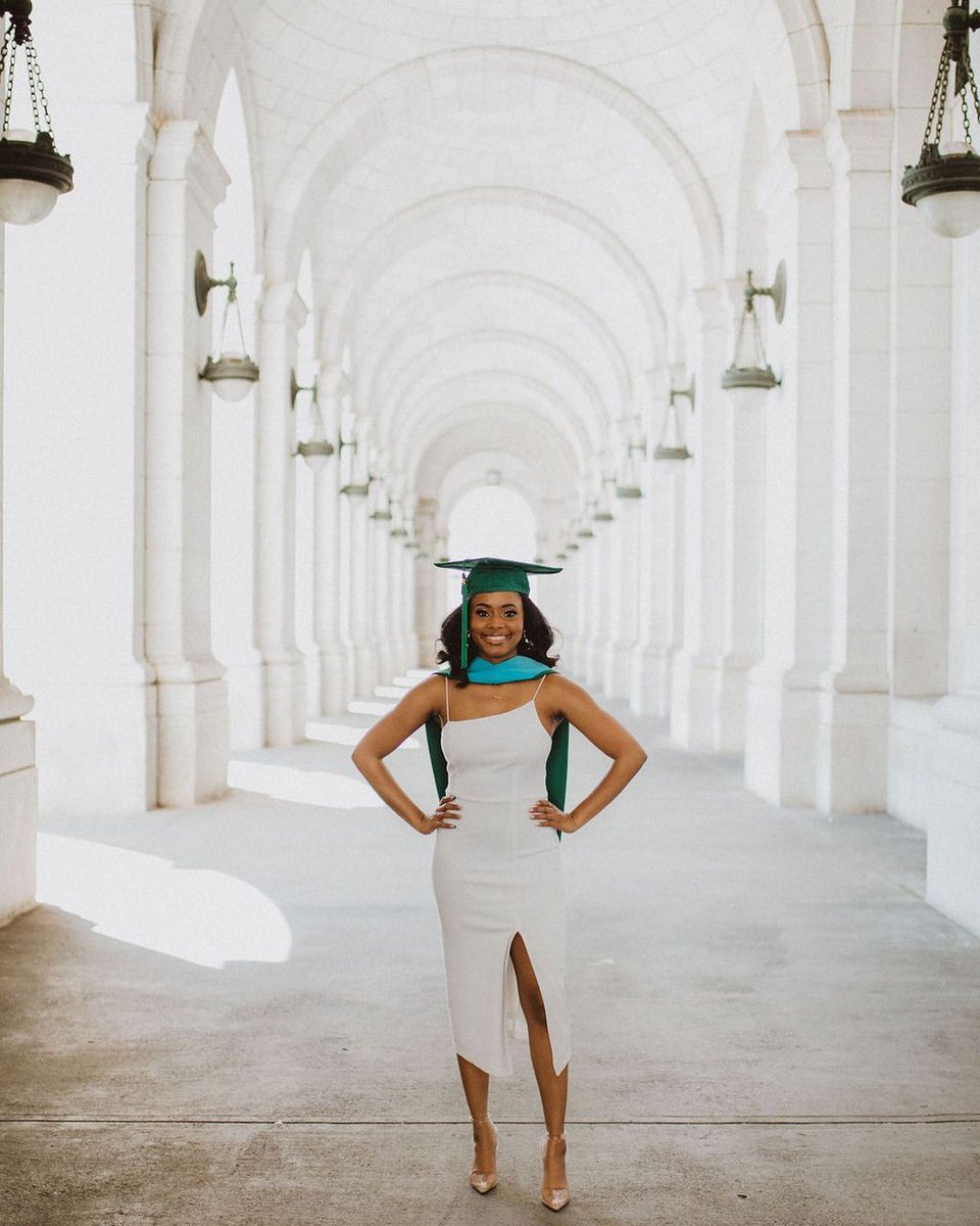 Congratulations to everyone graduating this week! Be sure to stop by for some portraits to celebrate your hard work. 

#DesignCuisineEvents #eventsatunionstation #unionstationevents #unionstation #DC #WashingtonDC #dcweddingplanners #dcweddings #dcbrides #weddings #dcwedding