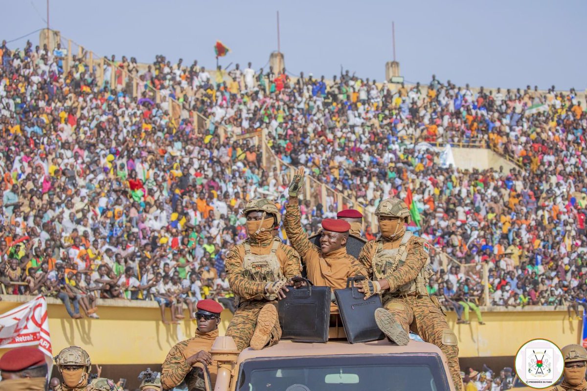 🇧🇫We are united in our fight for justice. 🇧🇫We are united in our love for our country. 🇧🇫We are united in our commitment to making the world a better place. @CapitaineIb226 we are united #BurkinaFaso