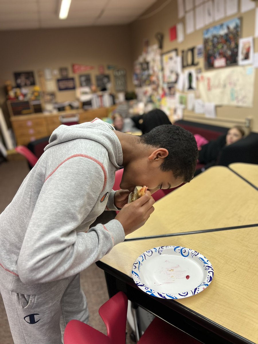 Today was the PB&J Demo Day with the @LyonsSchools FACS students.  They were able to test their direction writing skills, had fun, and learned the importance of following directions. 

A sticky but successful day! 🥜🍇💡 #FACS #PBJSandwich #StudentLearning