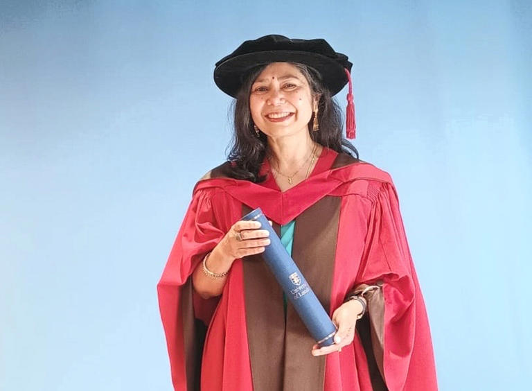 India-born historian-author Shrabani Basu has been conferred an honorary doctorate by the University of London for her contributions to the field of literature. Congratulations, @shrabanibasu_ 👏