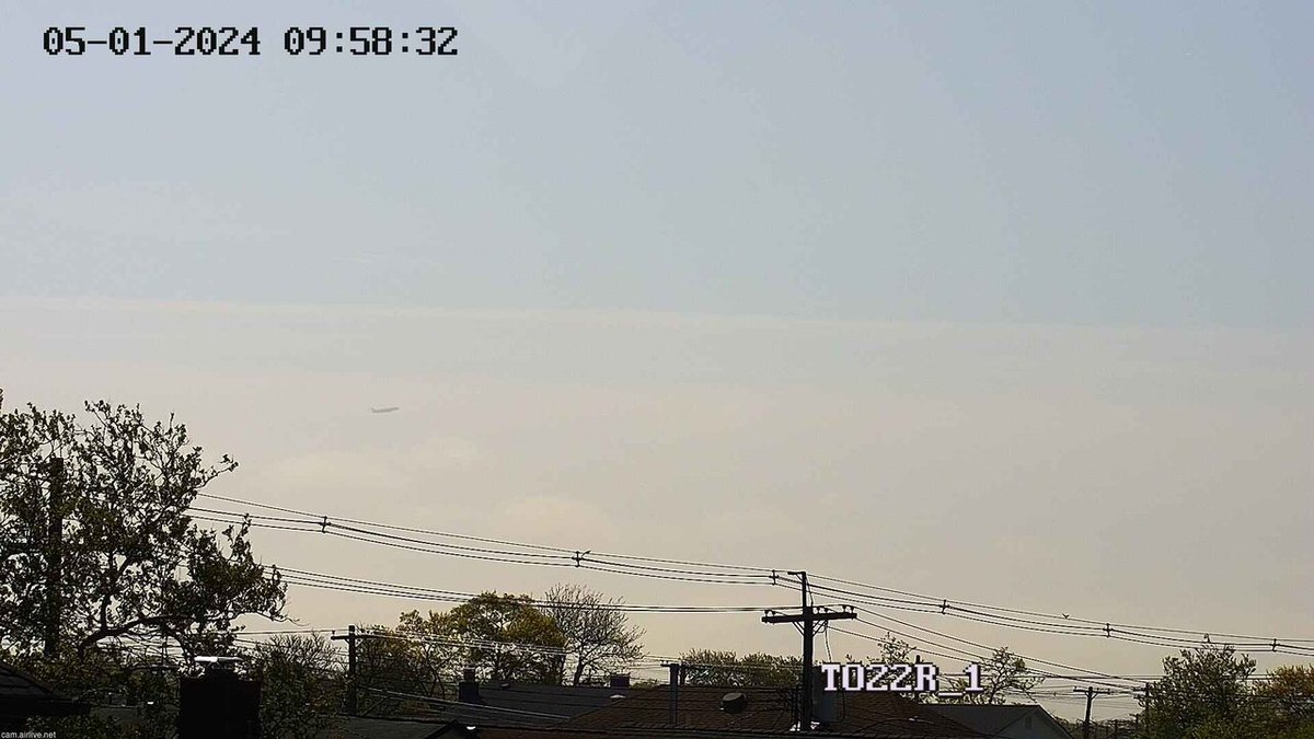 LIVE Mostly Cloudy this morning at New York JFK, 67°F expected today cam.airlive.net/jfk #avgeek