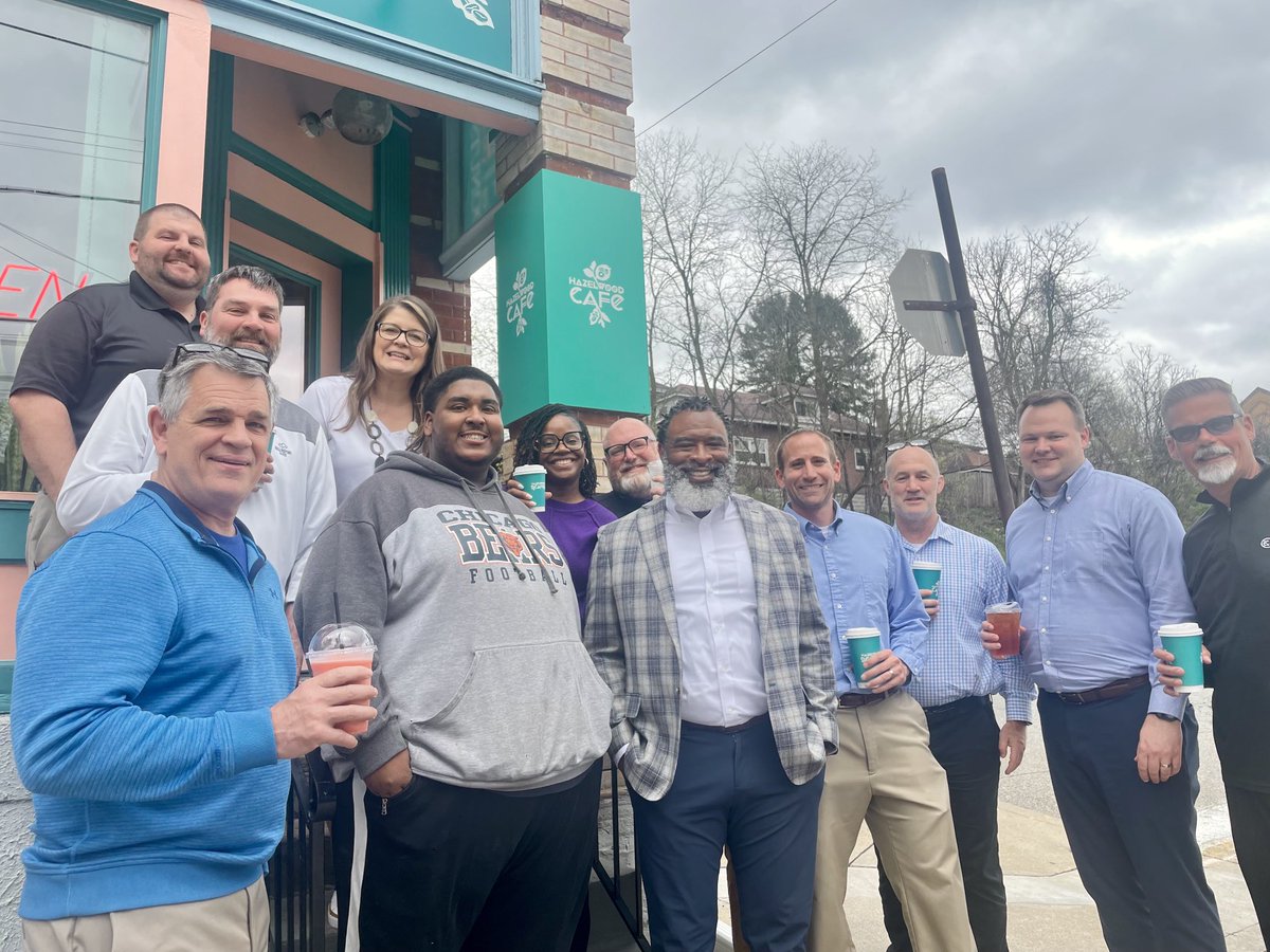 akrebecca's tweet image. Bittersweet wrap up to a year long principal fellowship with more than 40 HS leaders in Kansas City. Some of the best school leaders I know! #grateful ⁦@KauffmanFDN⁩ #realworldlearning ⁦@Getting_Smart⁩ ⁦@_VictoriaJA⁩ ⁦@rmcaruthers⁩