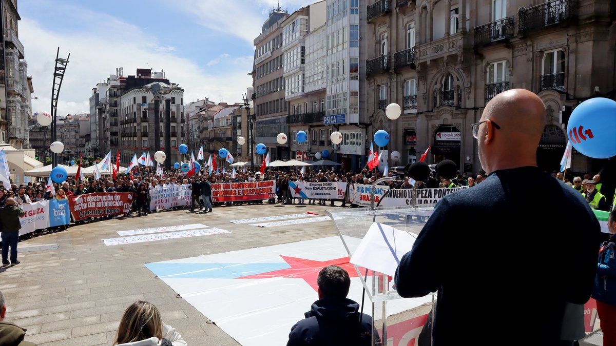 📢 Miles de persoas mobilizáronse este #1deMaio en #Vigo convocados pola CIG para reclamar emprego digno e salarios xustos na nosa terra, fronte á precariedade e os recortes de dereitos laborais

Coa participación da nosa portavoz nacional, Ana Pontón, a nosa cabeza de lista ás