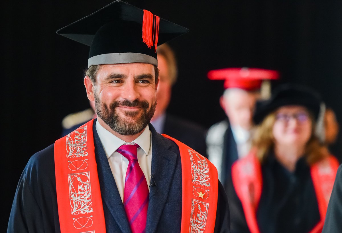 Today, on #StaffordshireDay we are celebrating the installation of our new Chancellor Major @Levisonwood - world renowned explorer, writer & photographer. The Inauguration ceremony took place earlier today at The Catalyst at Staffordshire University’s Stoke-on-Trent campus.🧵