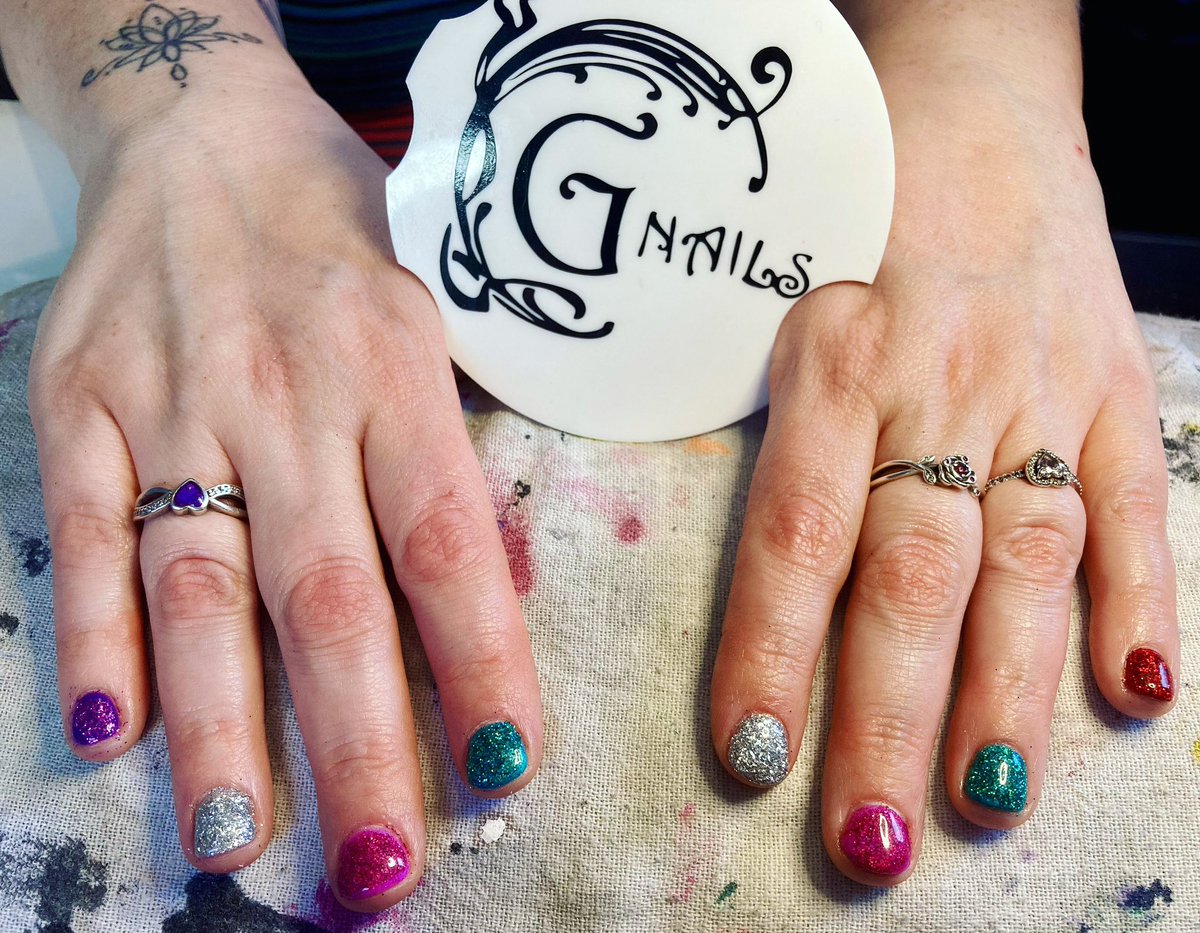 Colorful Glitter Nails ✨ 🩷💙💜🩶♥️
.
.
#GNails #Glitter #Pink #Teal #Red #Purple #Silver #GlitterNails #Sparkle #Art #Colorful #ColorfulGlitter #ColorfulNaild #NailArt #NailTech #SpringNails #Scotland #Falkirk #Bainsford #NailedIt #GNiche