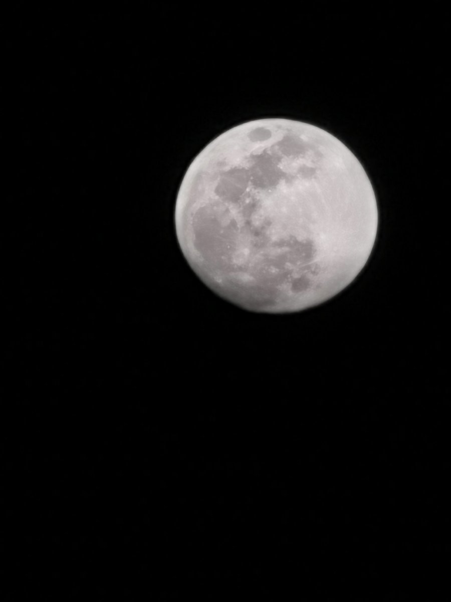 WagerSha38's tweet photo. moon https://t.co/n76N4IPQGi